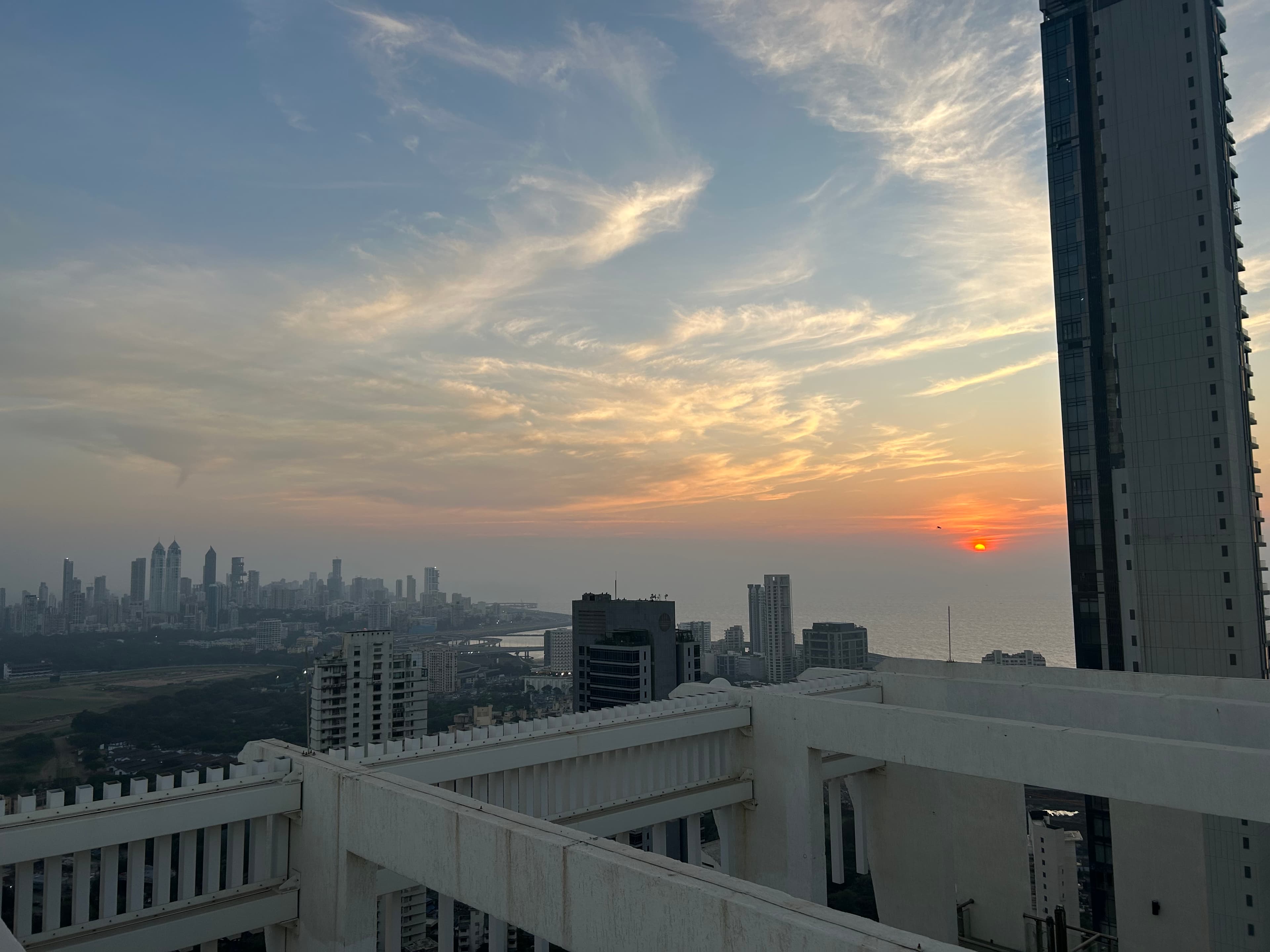 Luxury Sea View Apartments in Worli: A Buyer's Shortlist